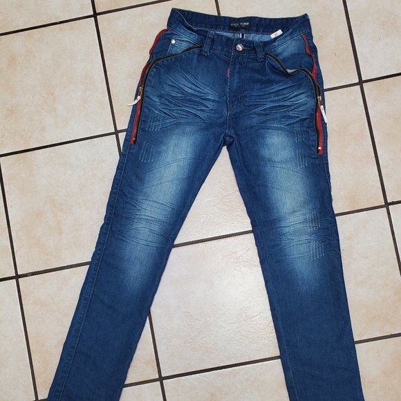 Red Zipper Accent Distressed Fade Blue Stretchy Denim Skinny Jeans - Picture 7 of 10